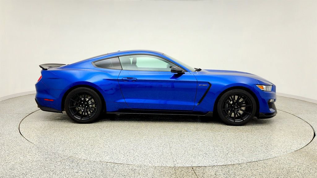 Used 2017 Ford Mustang Shelby GT350 w/ Electronics Package RWD image 4