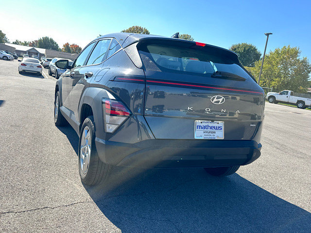 Used 2024 Hyundai Kona SE AWD/4WD image 5