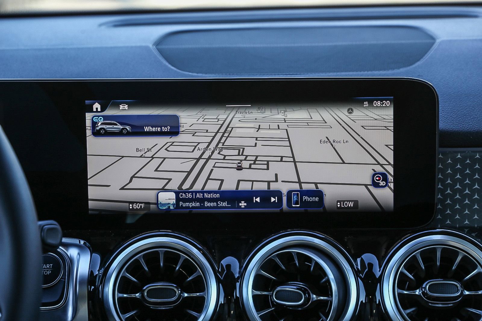 Used 2024 Mercedes-Benz EQB 300 4MATIC image 14