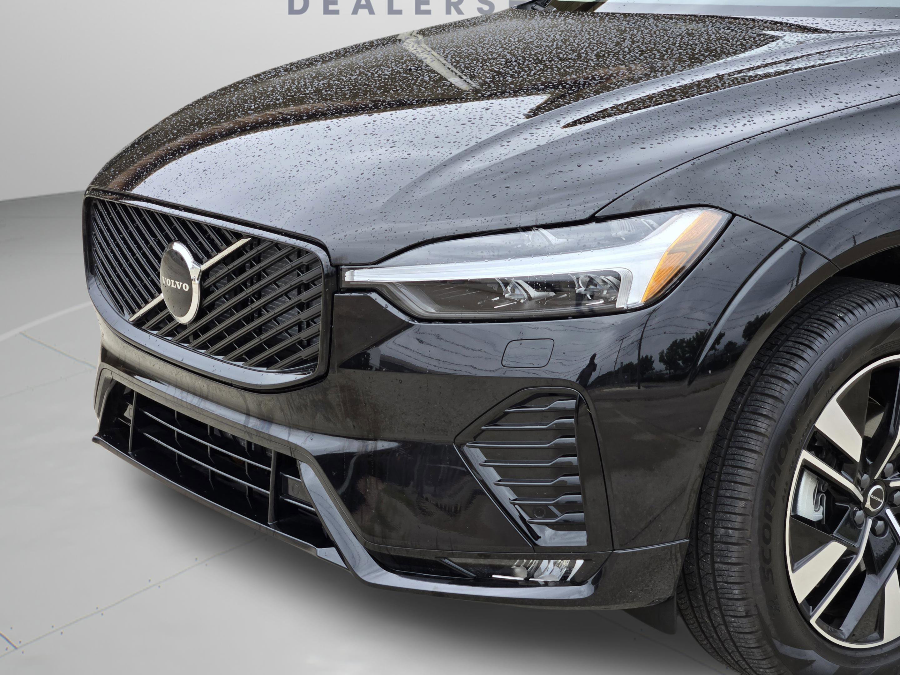 Used 2026 Volvo XC60 B5 Core w/ Protection Package Premier AWD/4WD image 31
