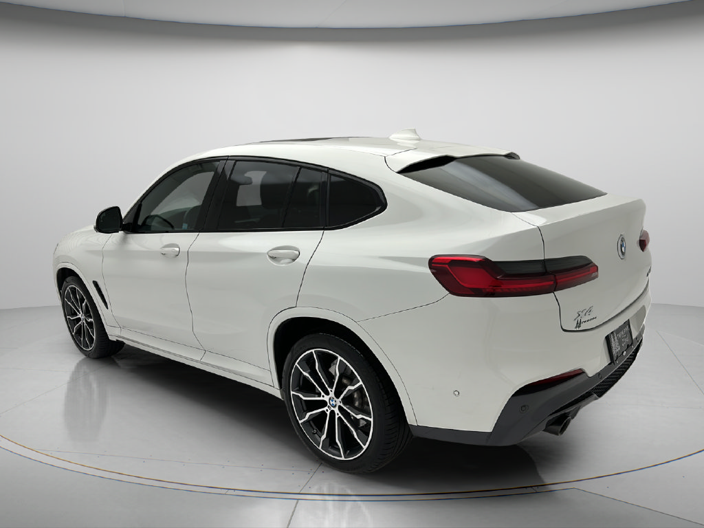 Used 2021 BMW X4 xDrive30i w/ Executive Package AWD/4WD image 4