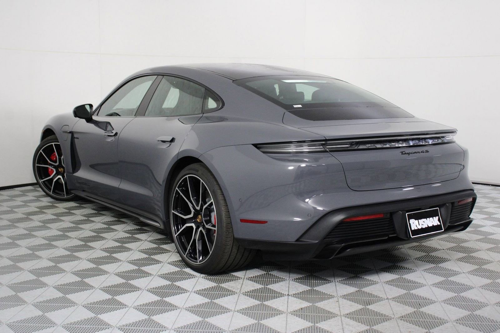 New 2026 Porsche Taycan 4S image 3