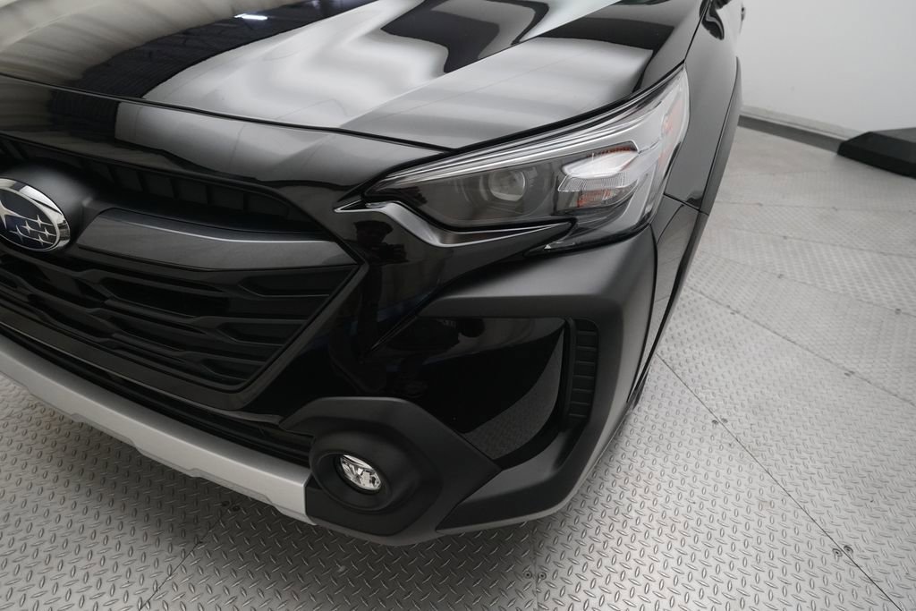 Certified 2025 Subaru Outback Limited image 23