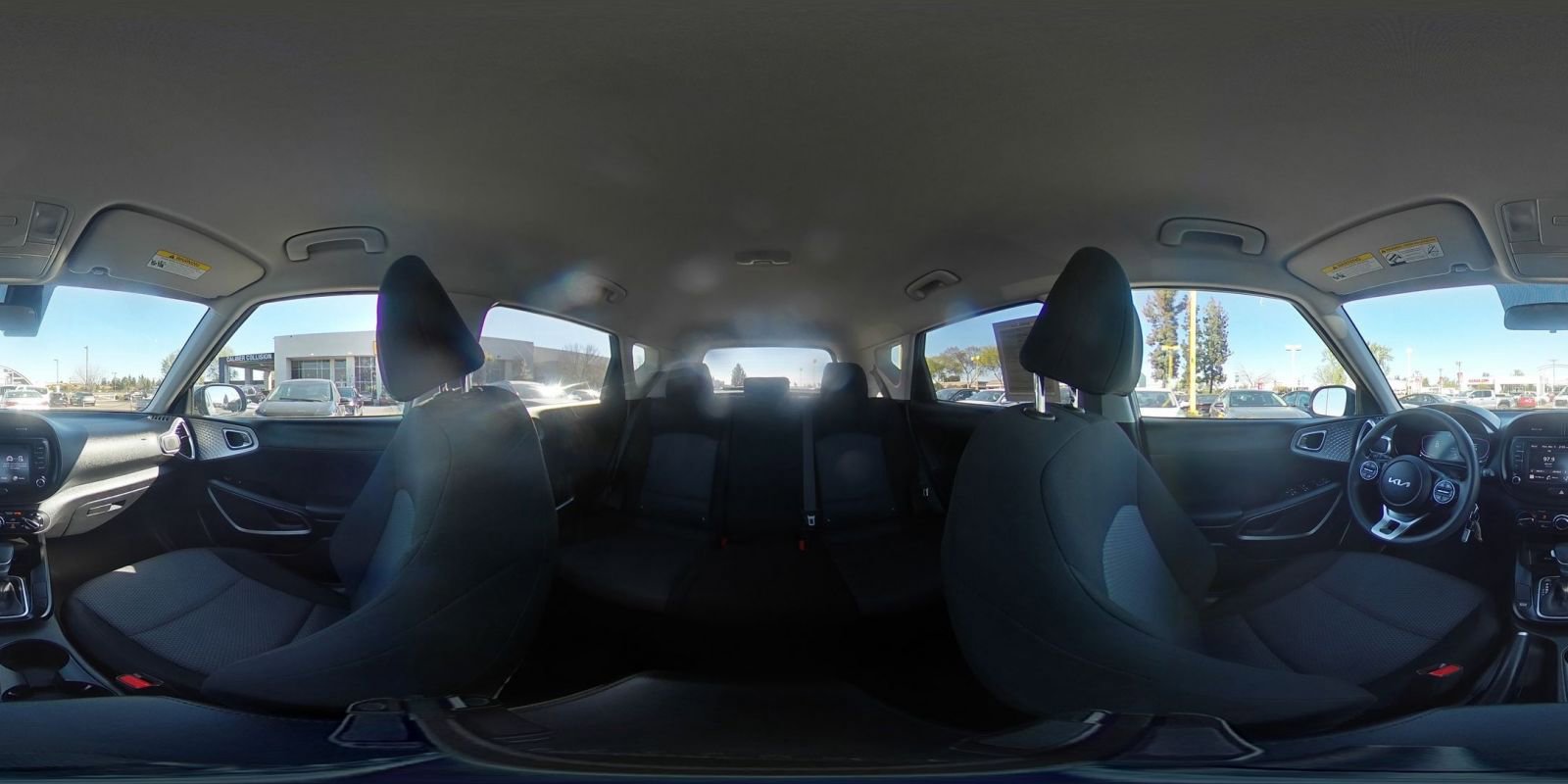 Used 2025 Kia Soul LX w/ LX Technology Package image 39