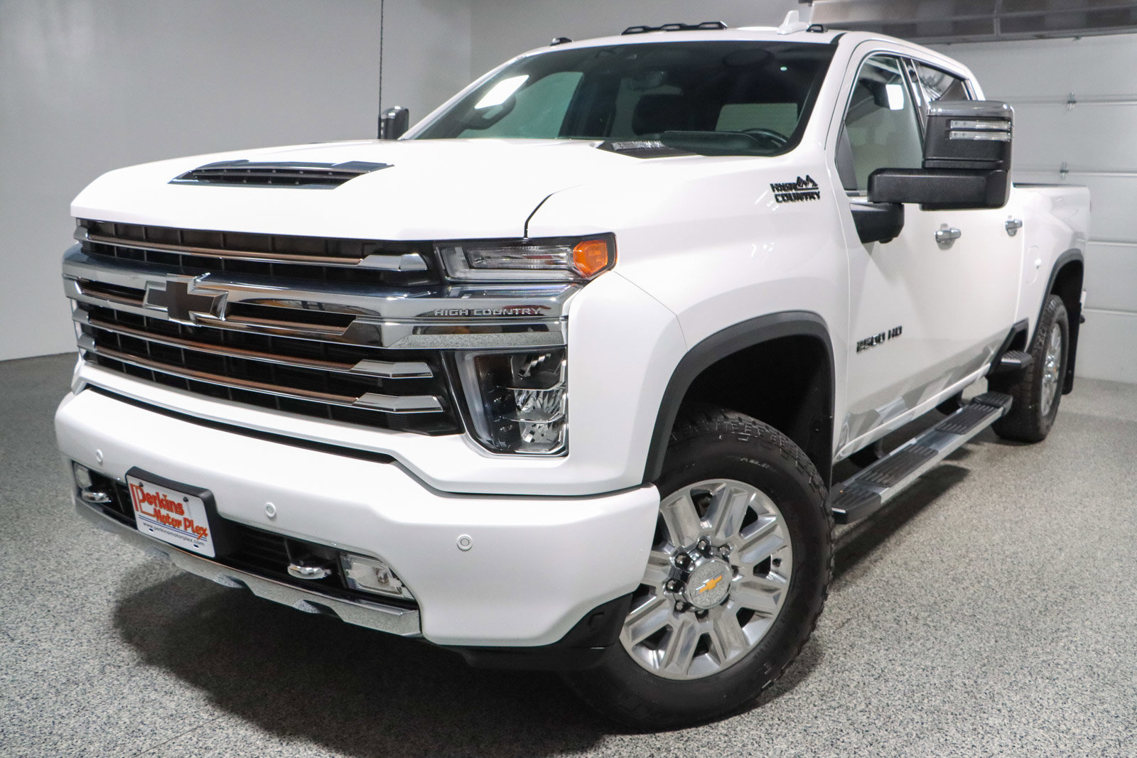 Used 2023 Chevrolet Silverado 2500 High Country w/ Technology Package image 34