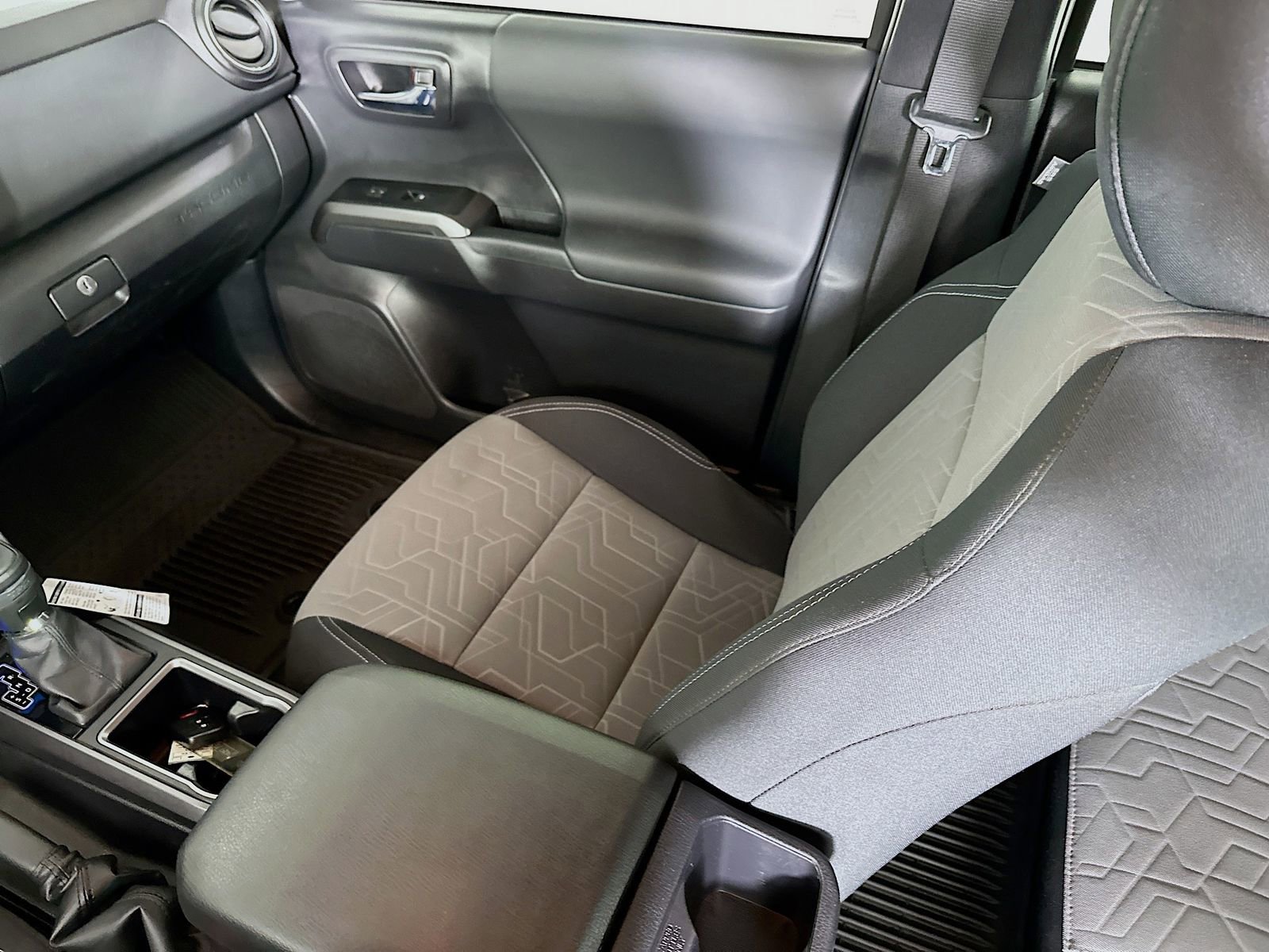 Certified 2023 Toyota Tacoma TRD Sport AWD/4WD image 22