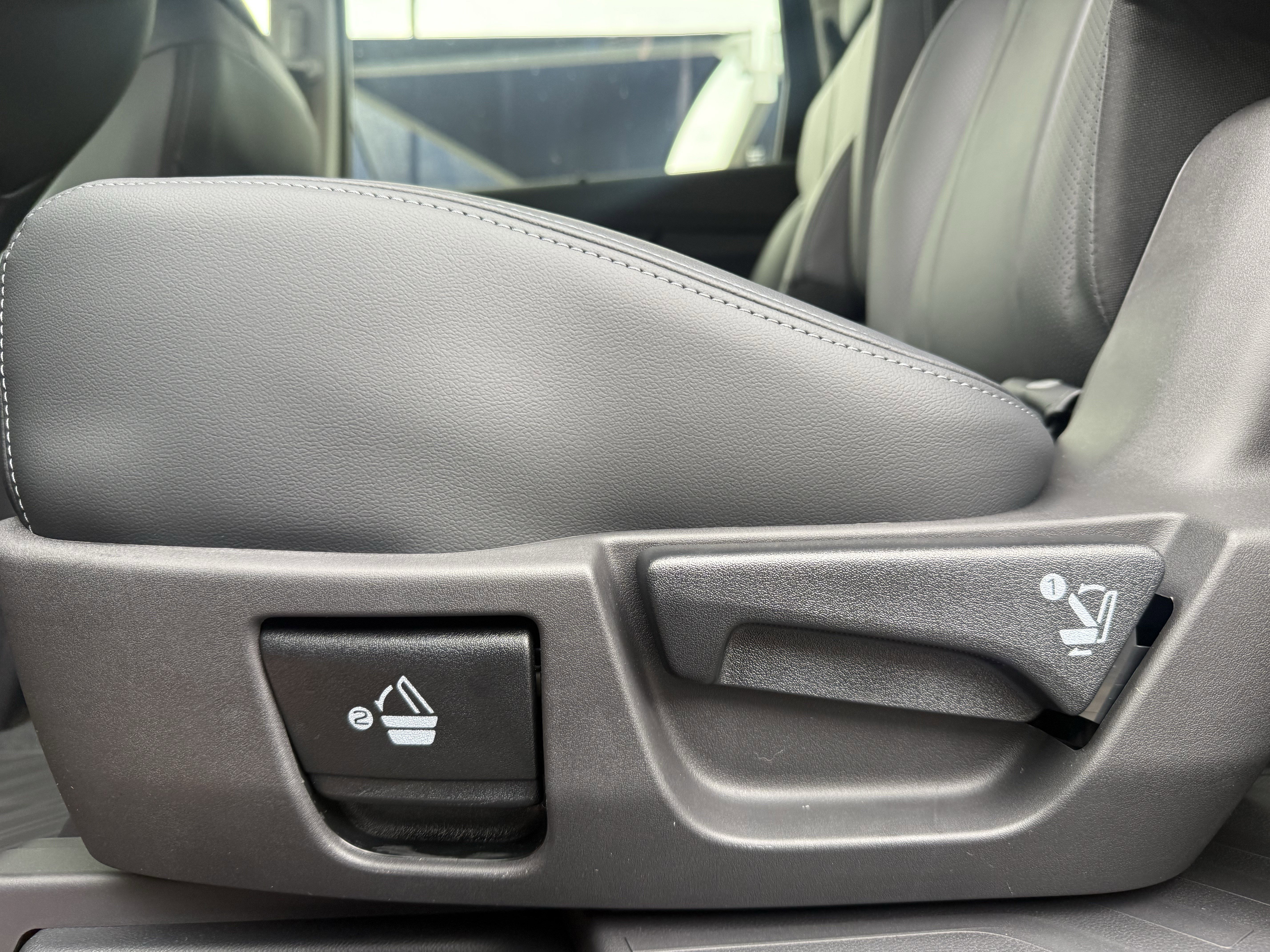 New 2026 Subaru Ascent Limited image 17