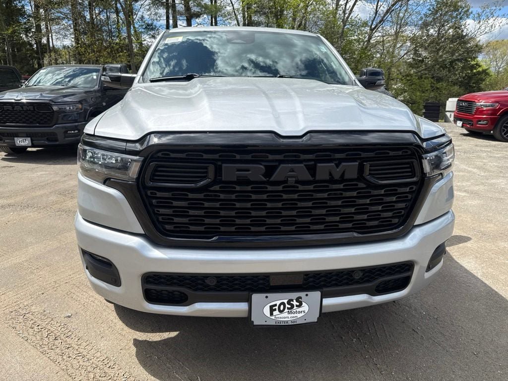 New 2026 RAM 1500 4x4 Crew Cab image 8
