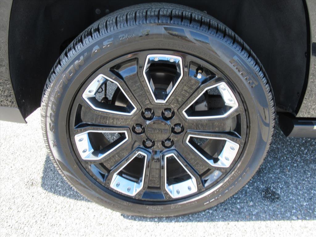 Used 2019 GMC Yukon XL Denali w/ Denali Ultimate Package image 8