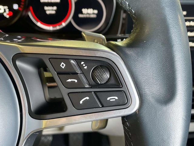 Certified 2022 Porsche Cayenne AWD/4WD image 40