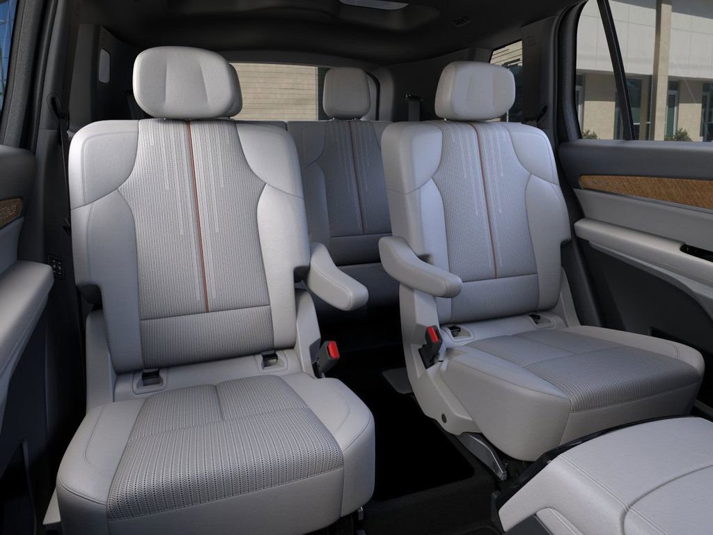 New 2026 Cadillac Vistiq Sport AWD/4WD image 17