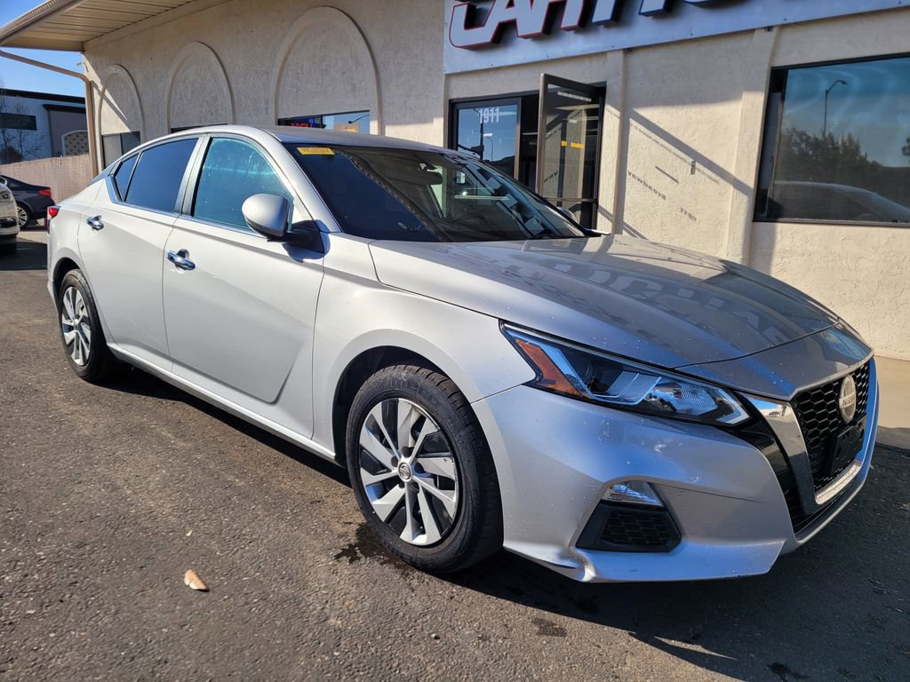 Used 2020 Nissan Altima 2.5 S image 1