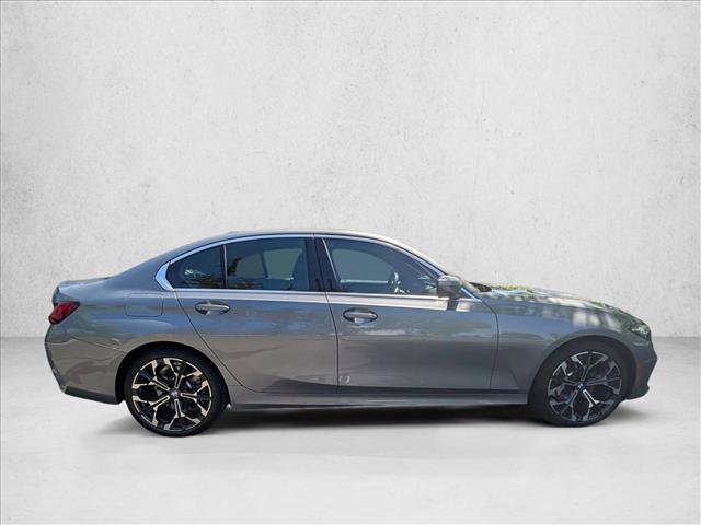 Used 2025 BMW 330i Sedan w/ Convenience Package RWD image 4