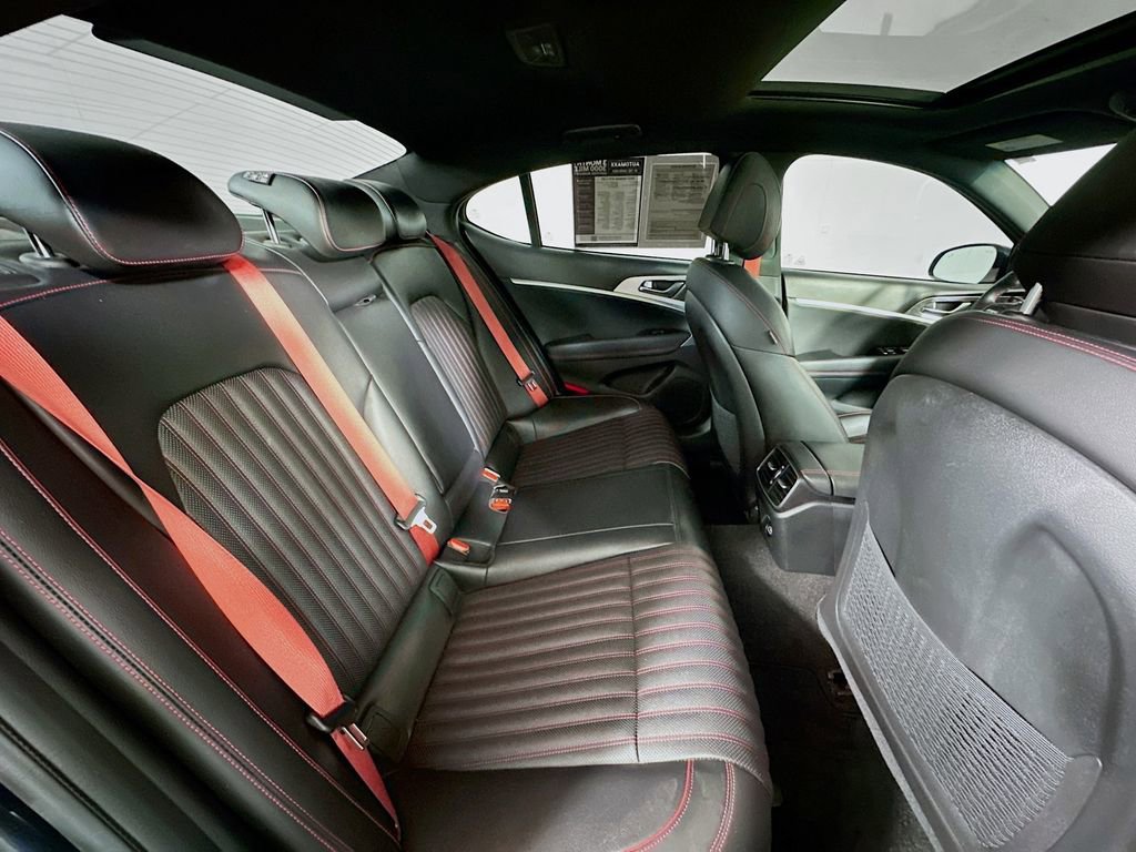 Used 2023 Genesis G70 2.0T w/ Sport Prestige Package image 11