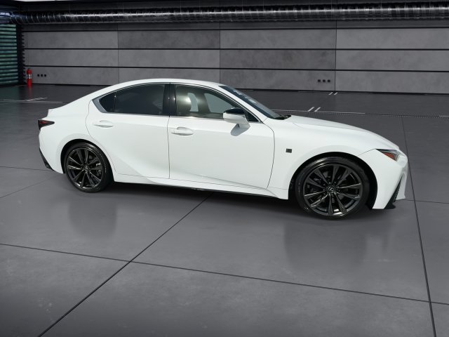 Used 2025 Lexus IS 350 F Sport RWD image 9