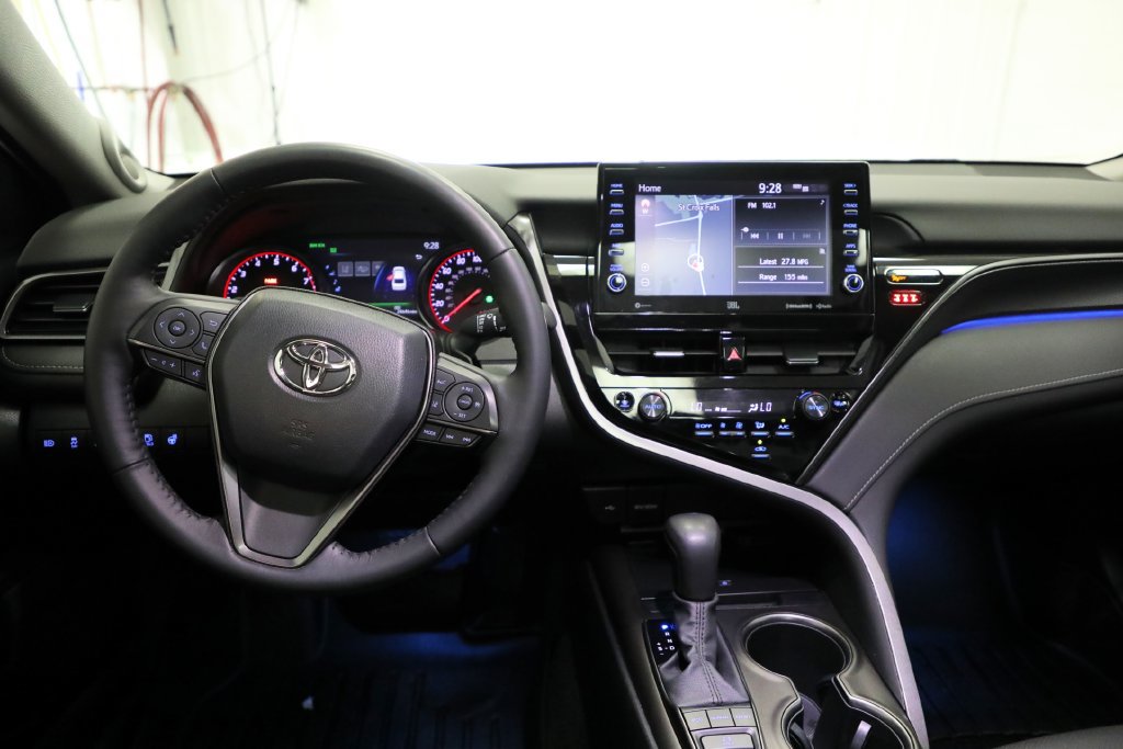 Used 2023 Toyota Camry XSE w/ Navigation Package AWD/4WD image 2
