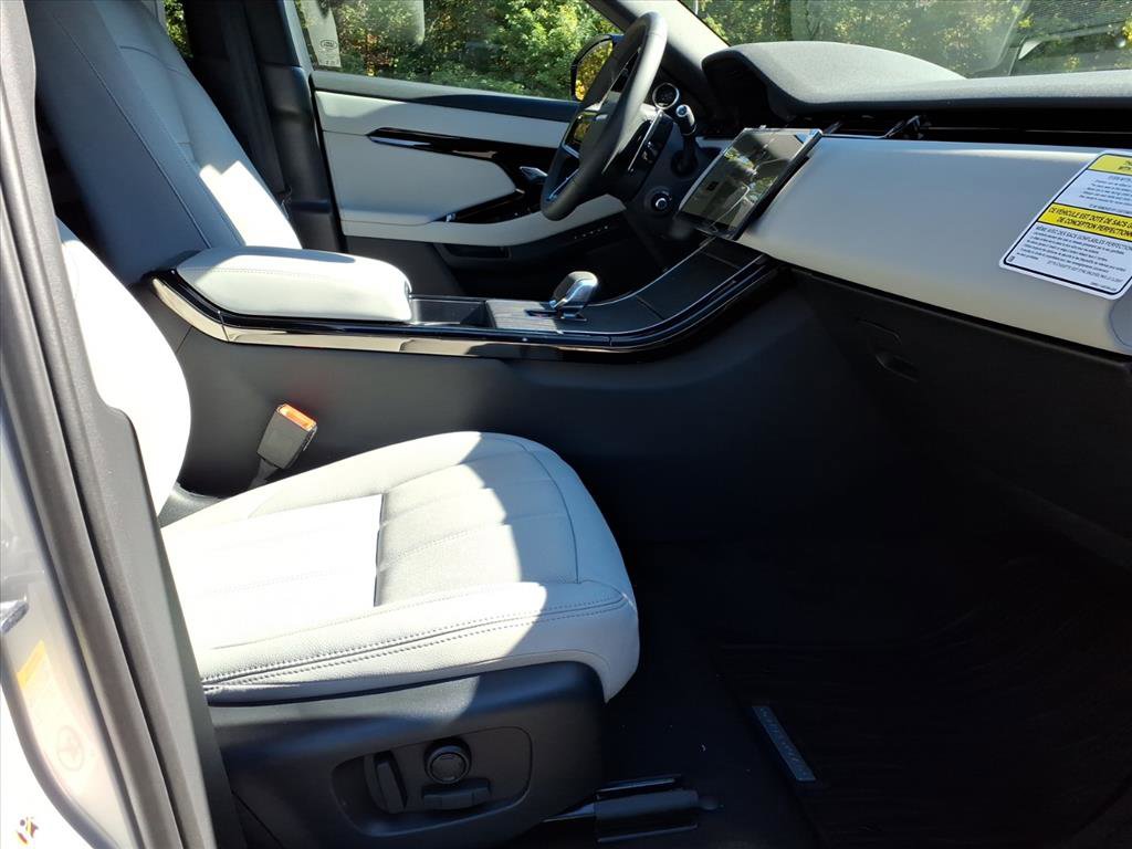 New 2026 Land Rover Range Rover Evoque S AWD/4WD image 3