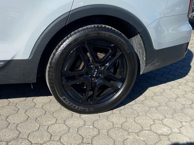 Used 2023 Kia Telluride EX X-Line image 10