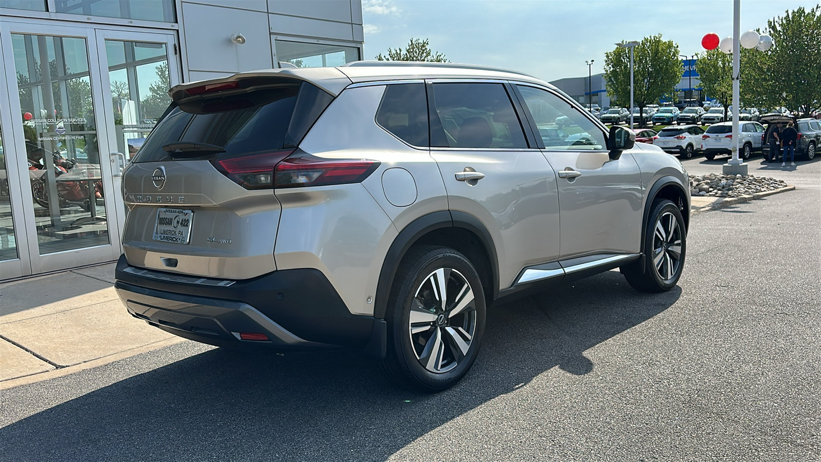 Certified 2023 Nissan Rogue SL w/ SL Premium Package AWD/4WD image 7
