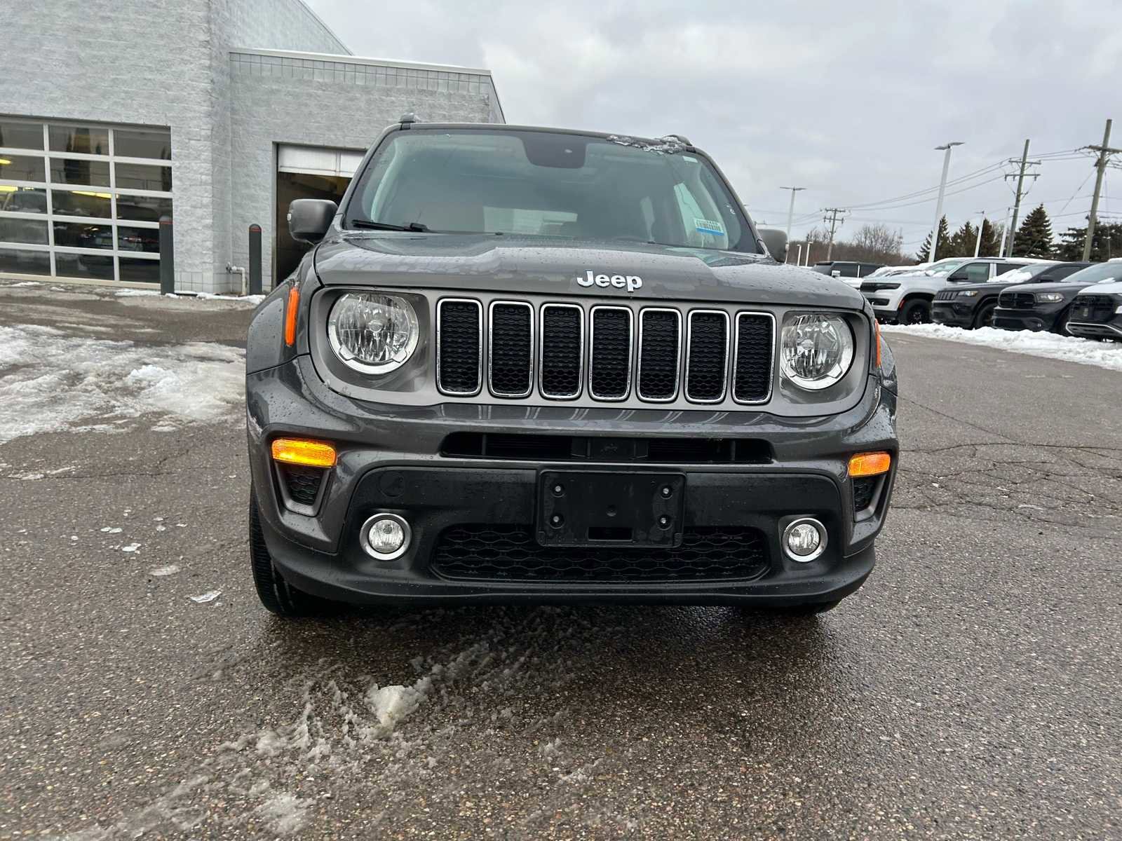 Used 2019 Jeep Renegade Limited w/ Trailer Tow Group image 2