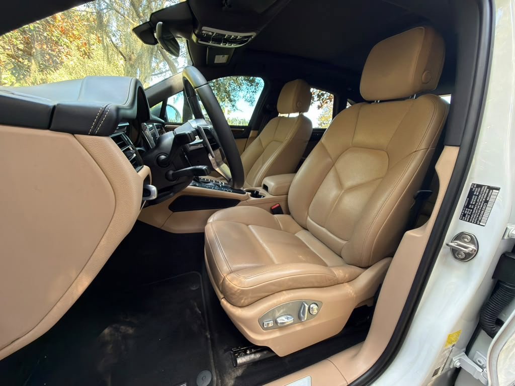 Used 2021 Porsche Macan S AWD/4WD image 5