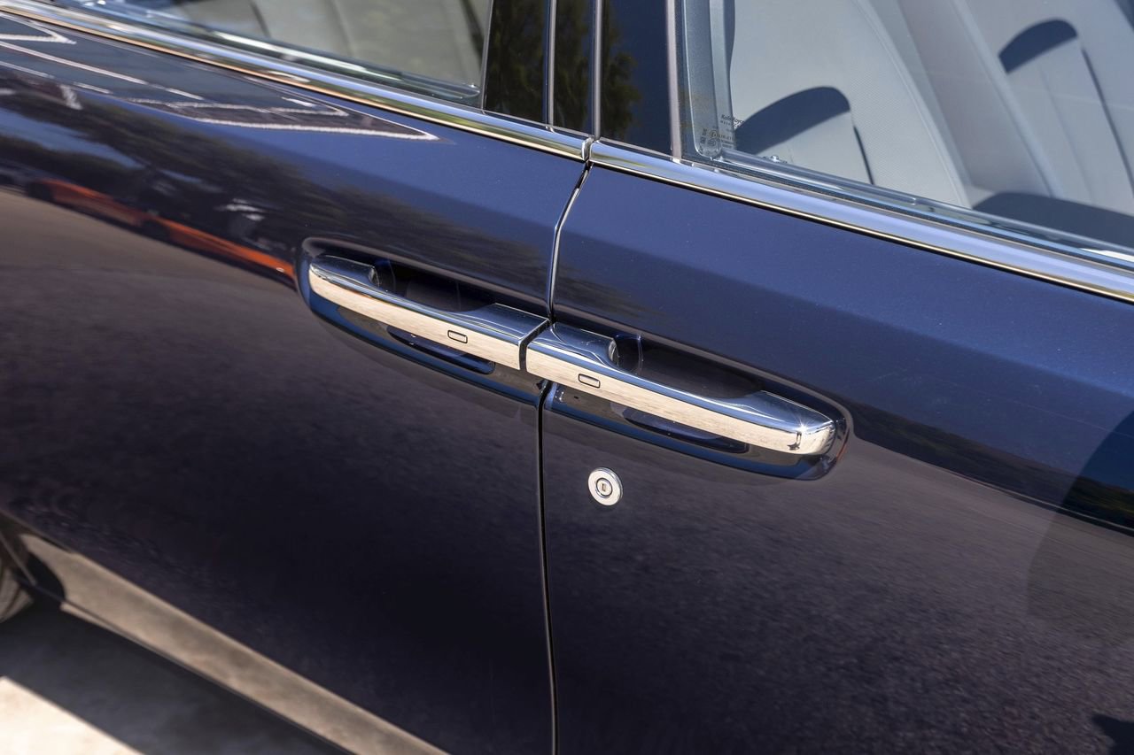 New 2025 Rolls-Royce Ghost AWD/4WD image 9