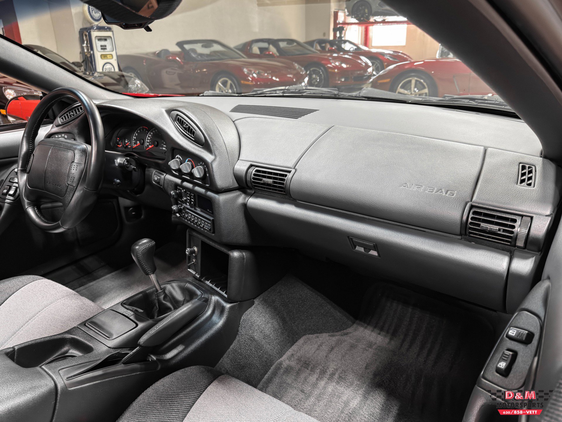 Used 1994 Chevrolet Camaro Z28 RWD image 14