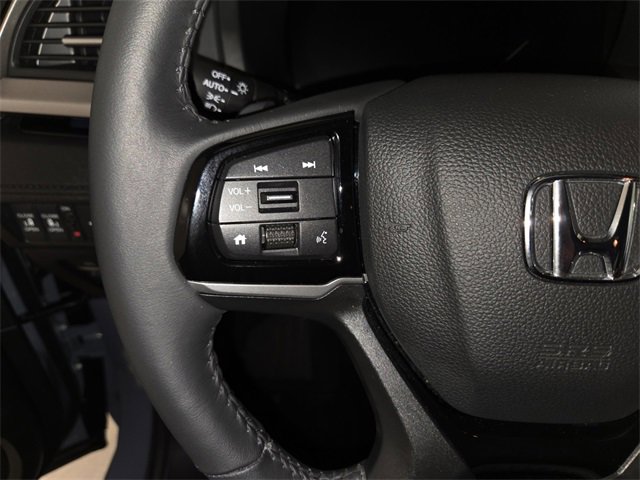 Used 2025 Honda Odyssey Touring image 23