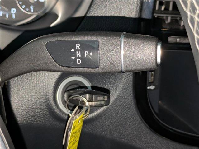 Used 2023 Mercedes-Benz Metris Passenger image 12