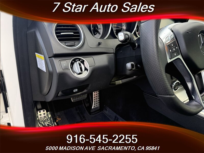 Used 2013 Mercedes-Benz C 250 Sedan image 8