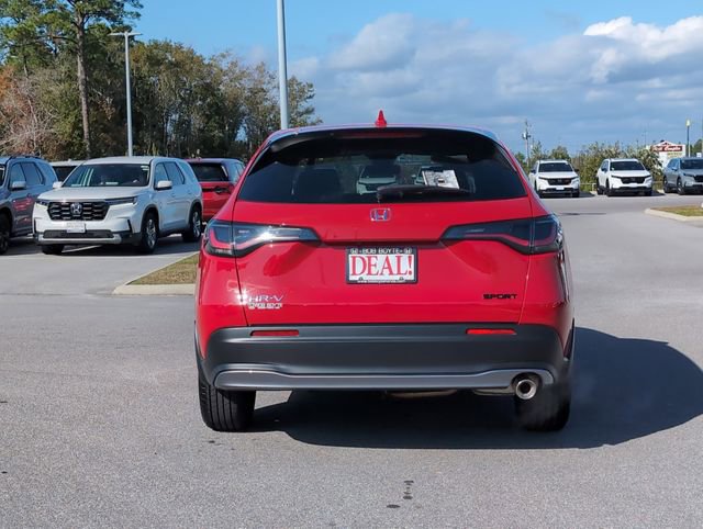 Used 2025 Honda HR-V Sport image 4
