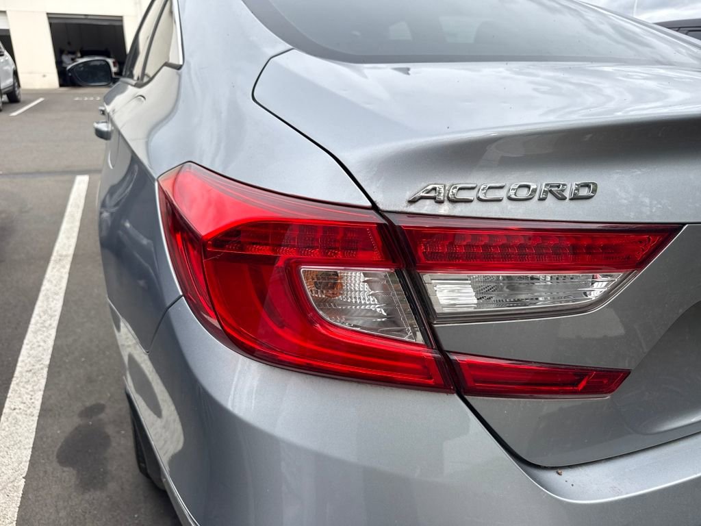 Used 2018 Honda Accord EX-L image 19
