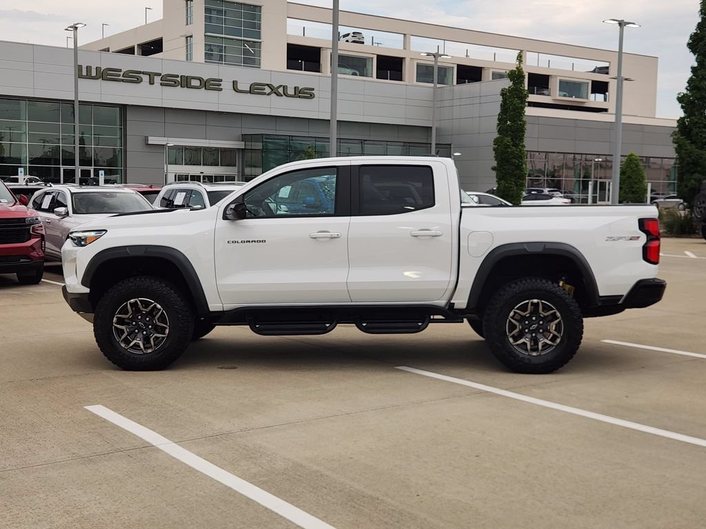 Used 2023 Chevrolet Colorado ZR2 AWD/4WD image 4