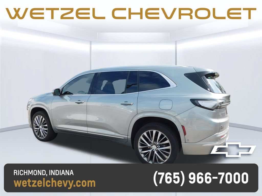 Used 2025 Buick Enclave Avenir w/ Super Cruise Package AWD/4WD image 5