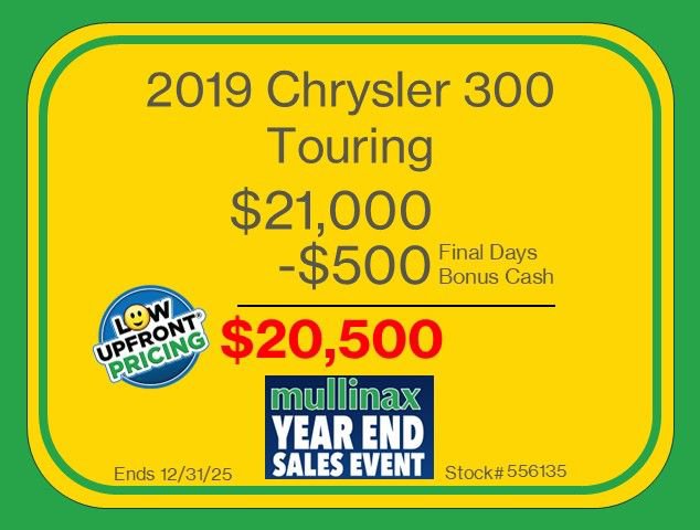 Used 2019 Chrysler 300 Touring L w/ Quick Order Package 22F image 3