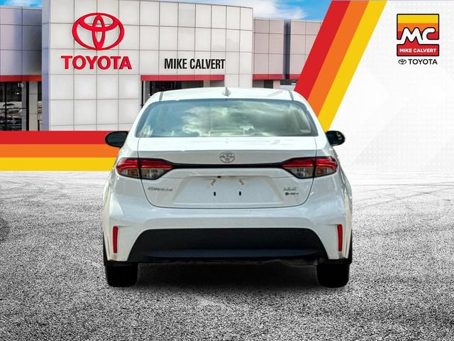 Certified 2026 Toyota Corolla XLE FWD image 4