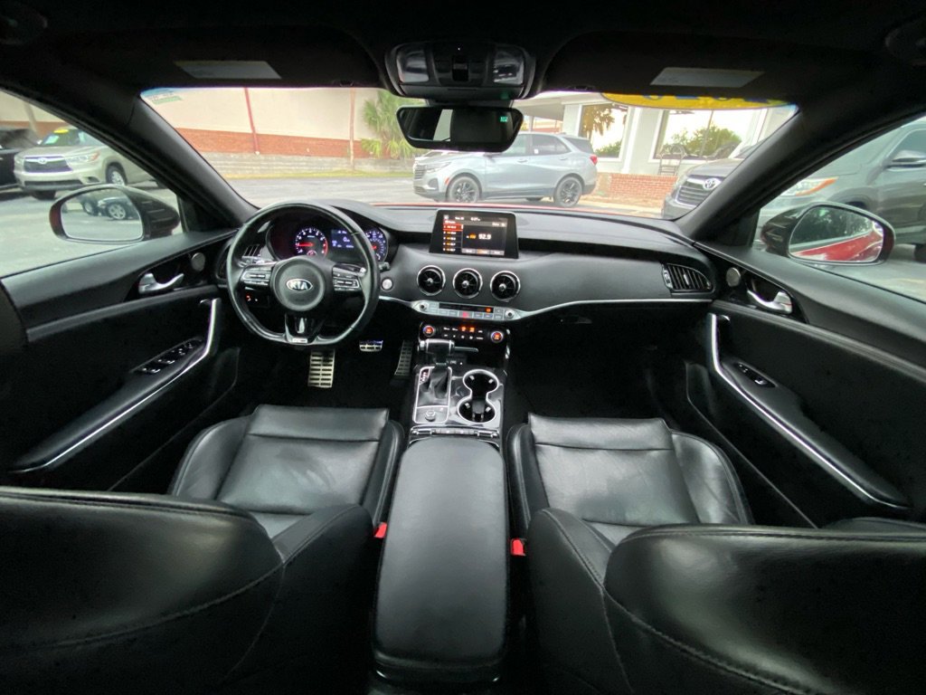 Used 2020 Kia Stinger GT-Line w/ Sun & Sound Package image 13