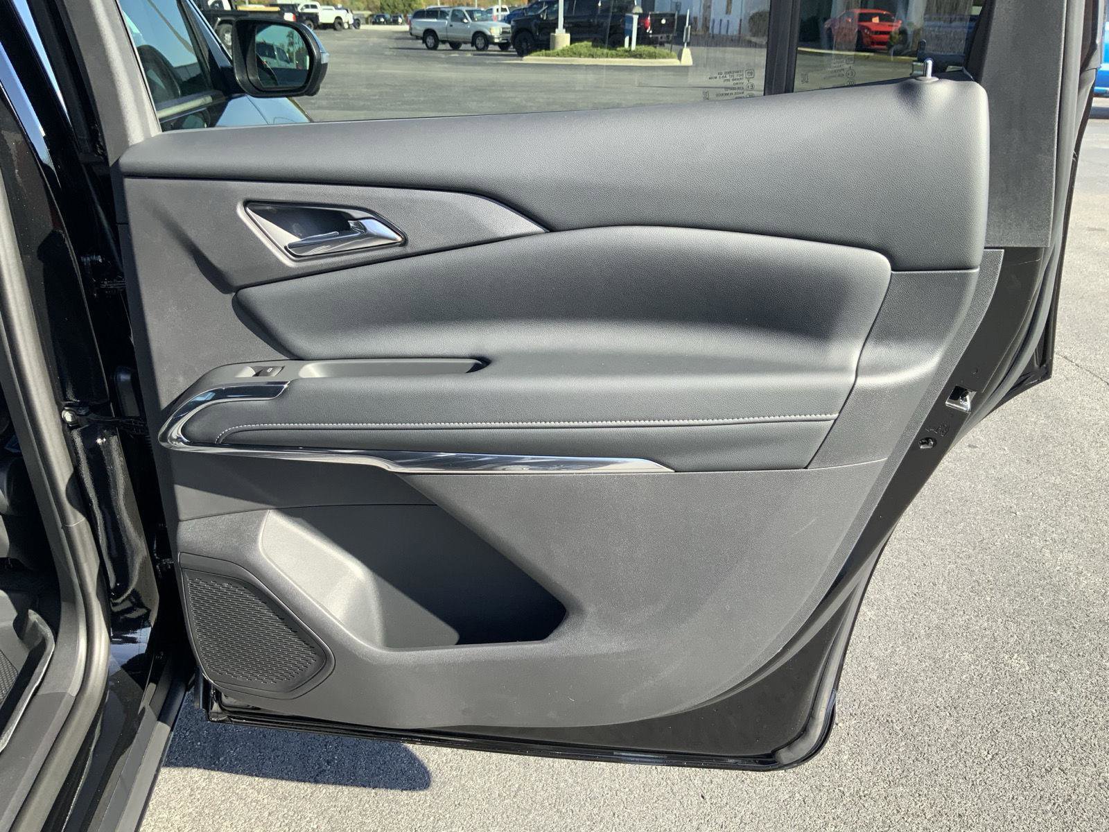 New 2026 Chevrolet Traverse LT w/ Driver Confidence Package image 59