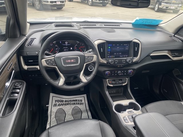 Used 2022 GMC Terrain Denali w/ Denali Premium Package AWD/4WD image 20