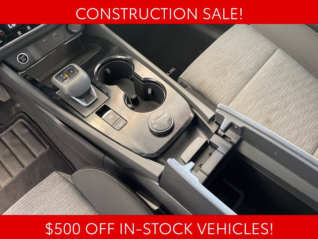 Used 2023 Nissan Rogue SV AWD/4WD image 9