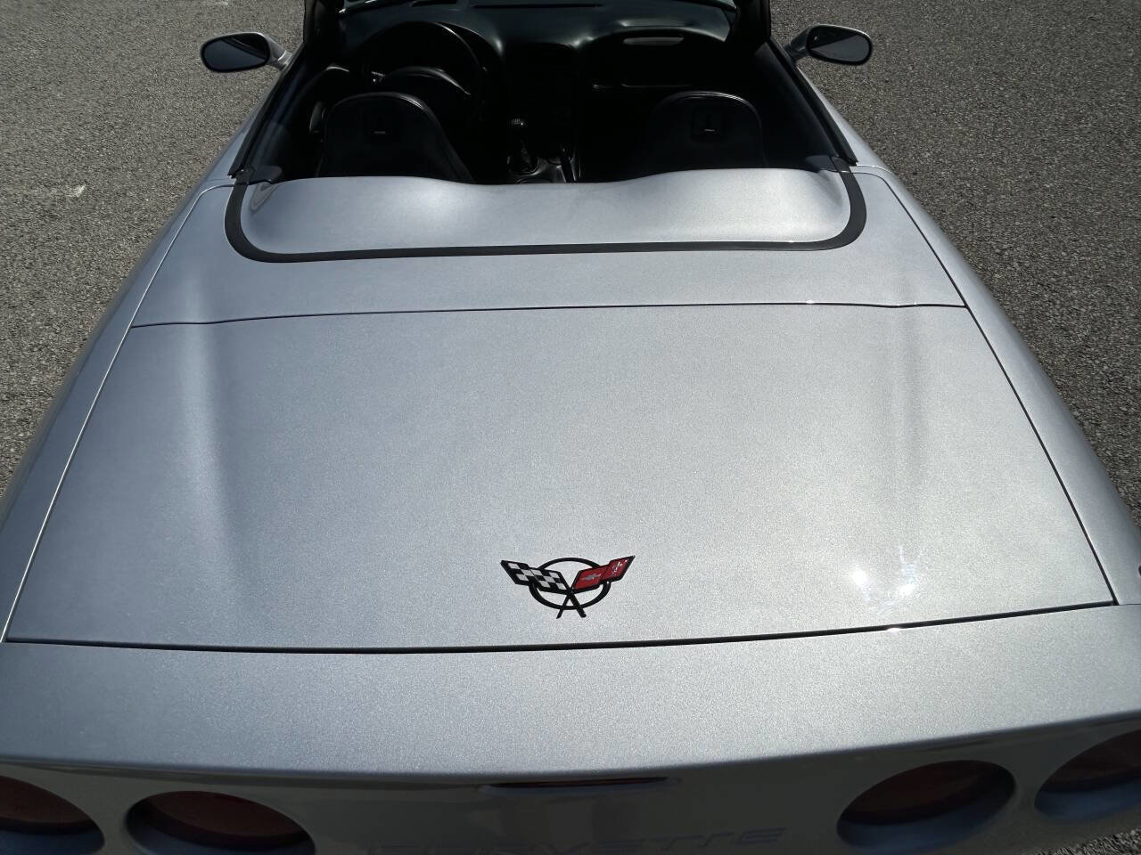 Used 2002 Chevrolet Corvette Convertible w/ Preferred Equipment Group2 image 18