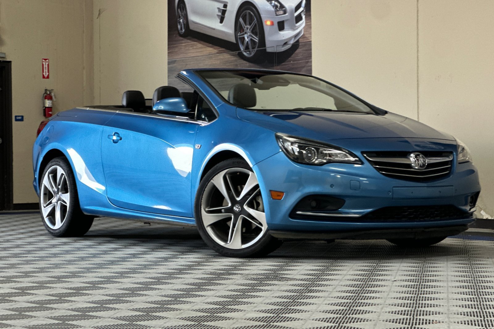 Used 2017 Buick Cascada Sport Touring FWD image 2
