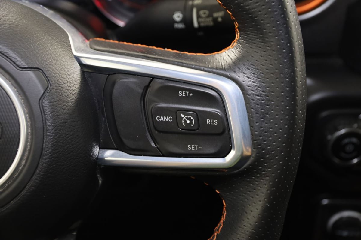 Used 2021 Jeep Gladiator Mojave w/ LED Lighting Group AWD/4WD image 29