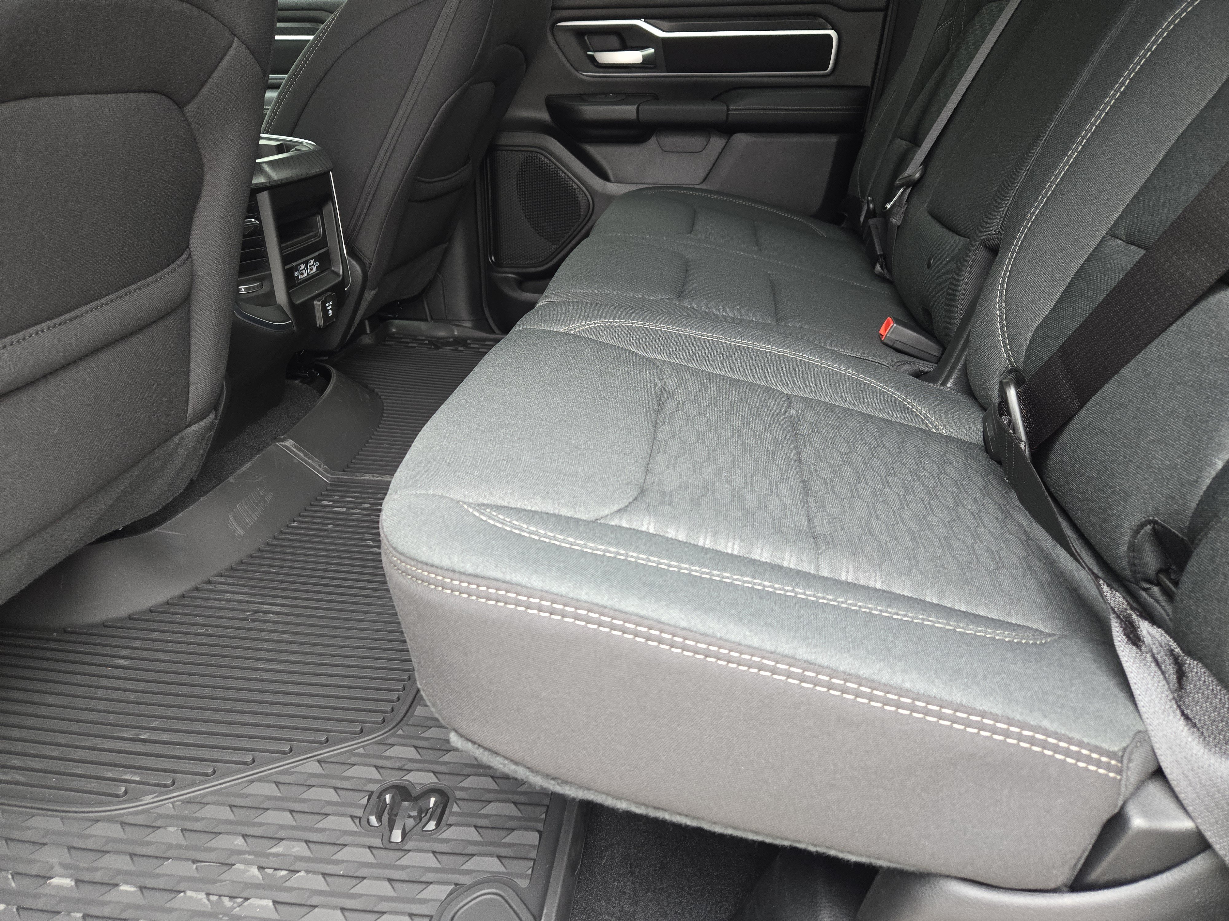 New 2026 RAM 1500 Big Horn AWD/4WD image 21