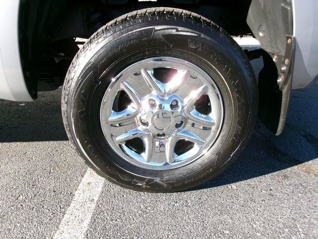 Used 2015 Toyota Tundra SR AWD/4WD image 30