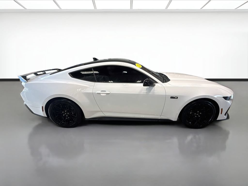 Used 2024 Ford Mustang GT Premium w/ GT Performance Package RWD image 4