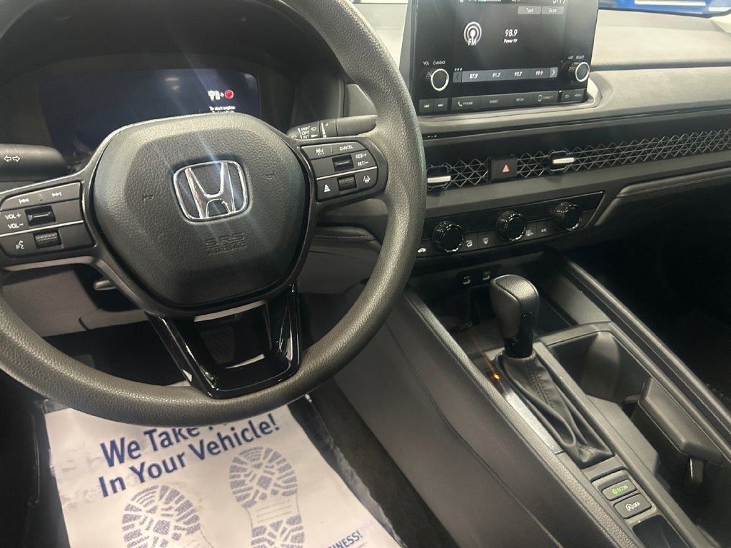 Used 2024 Honda Accord EX image 11