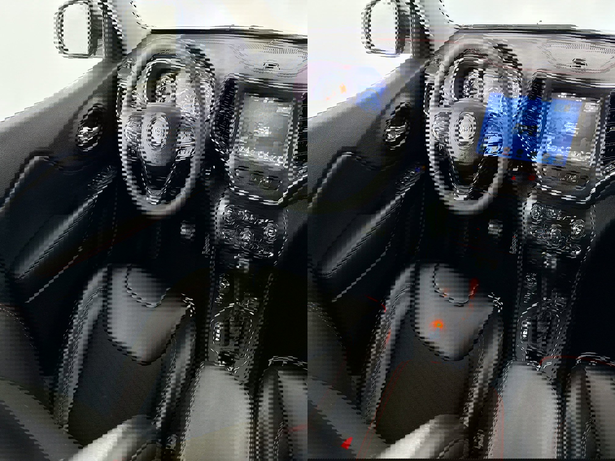 Used 2022 Jeep Cherokee Trailhawk image 27