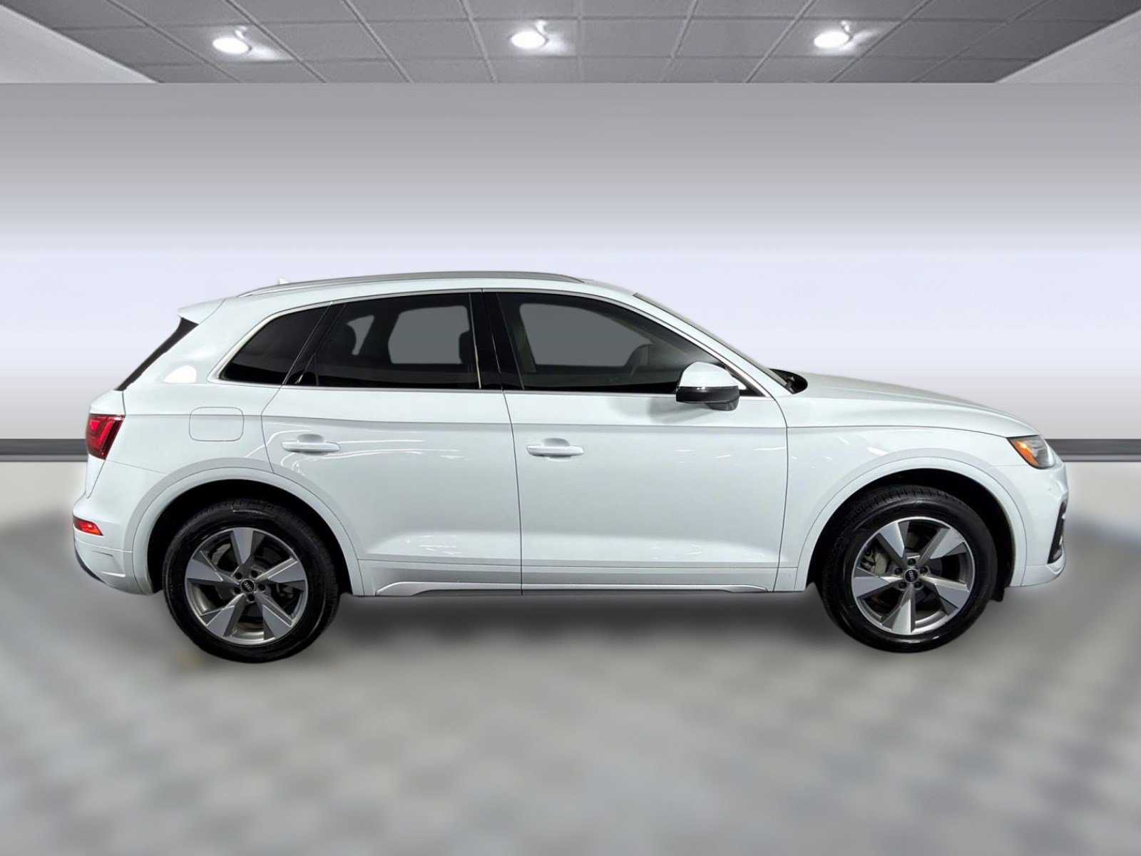 Used 2023 Audi Q5 2.0T Premium Plus w/ Premium Plus Package image 8