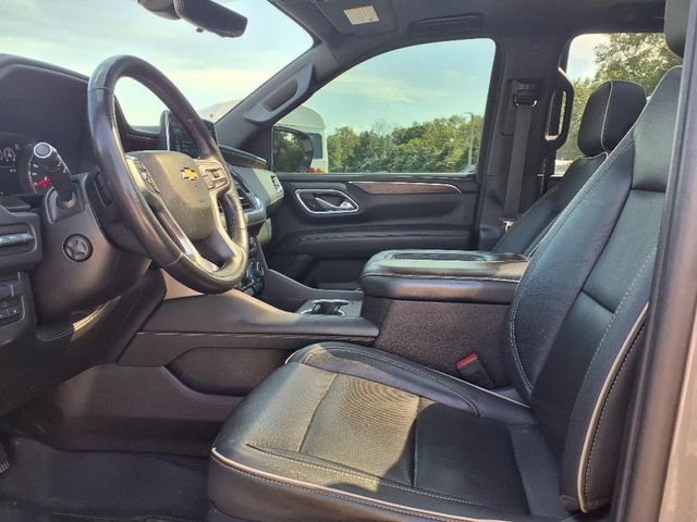 Used 2021 Chevrolet Tahoe Premier w/ Premium Package image 15
